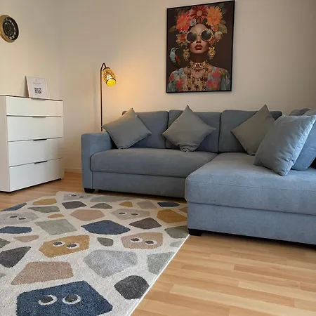 Near Airport Berlin-schoenefeld Apartament *
